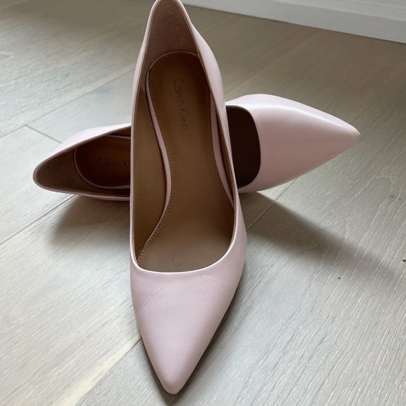 Light pink Calvin Klein heels - Picture 7 of 7
